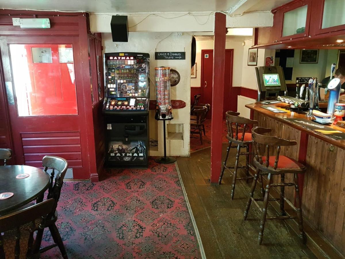 The Railway Inn Dawlish Exterior photo